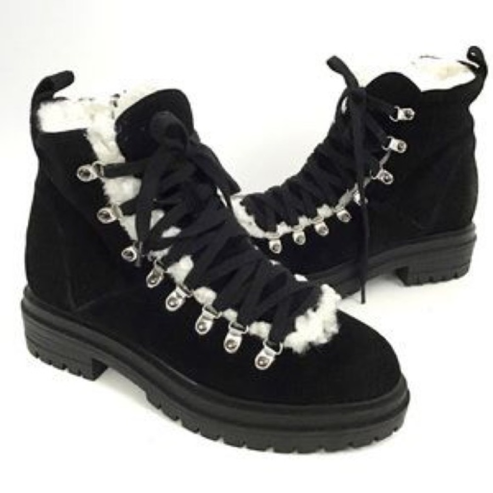 NWOT Steve Madden Resa Faux Bootie